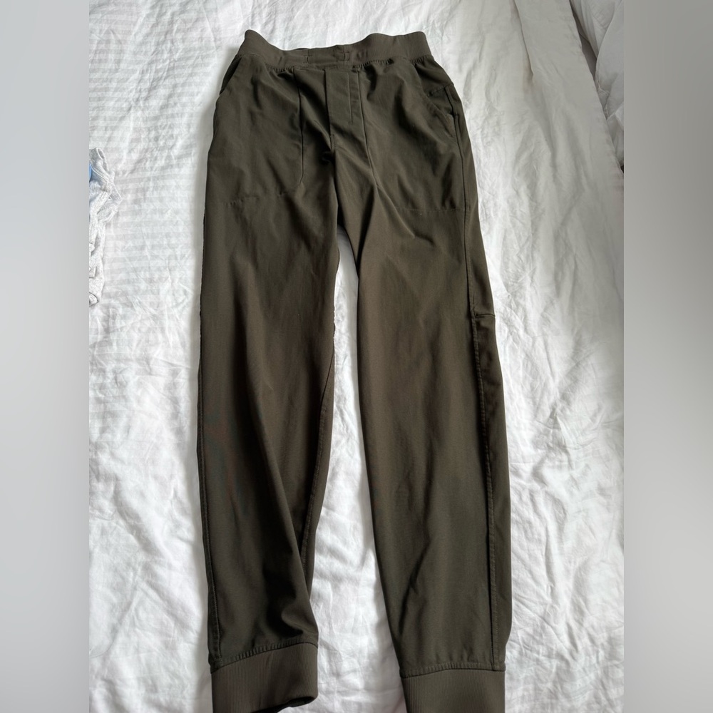 Men's LULULEMON Olive Green ABC JOGGER
